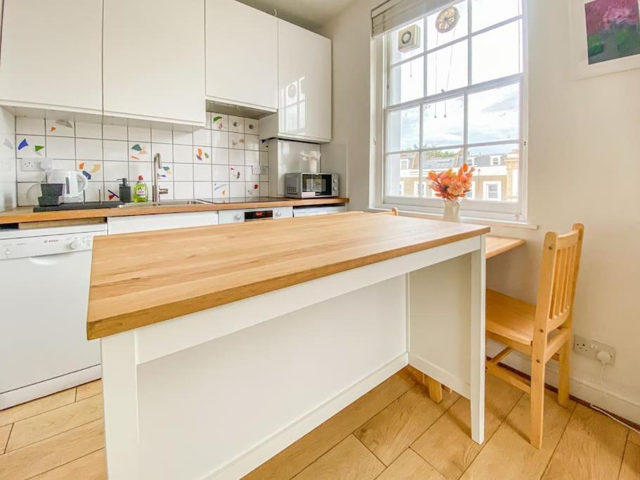 Entire 1 Bed Flat Near Kings Cross *